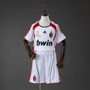 Conjunto Infantil AC Milan 06/07 Away Retro