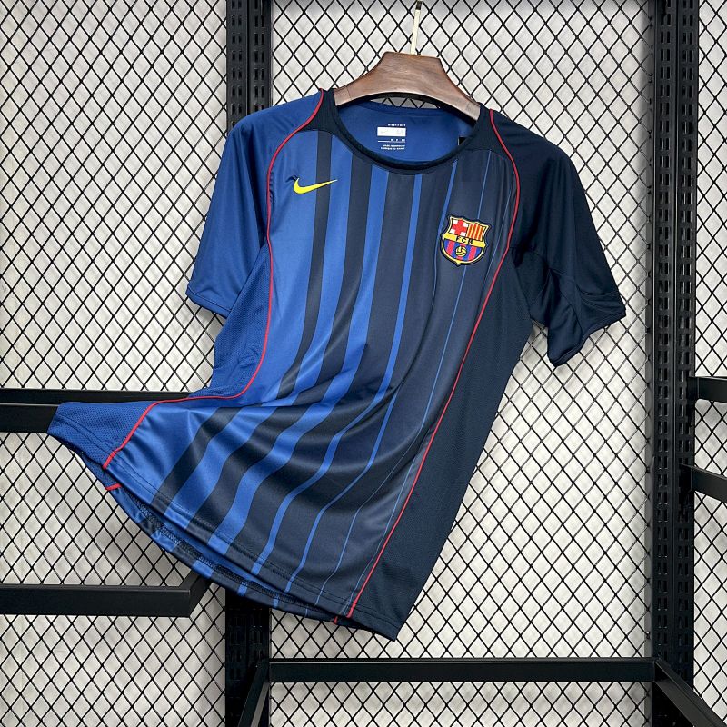Barcelona 2004/05 Away Retrô