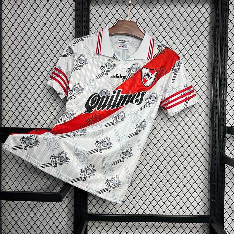 River Plate 1996/97 Home Retrô